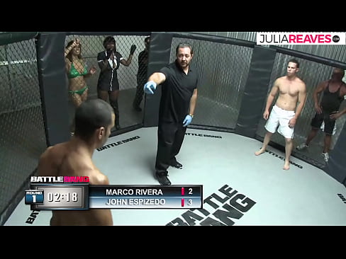 ❤️ Ultimate Fighter-ek zenbakizko neska bat izorratzen du ringean borroka baten ondoren ☑ Azal bideoa %eu.fuckmymac.ruan ☑
